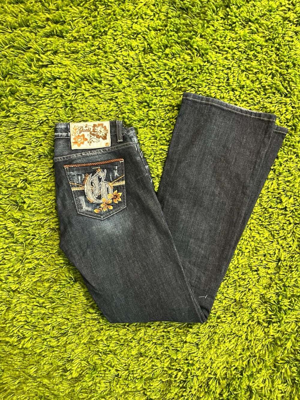 Guess Jeans Foxy Flare Embroidered Floral Patch Denim Jeans Size 27